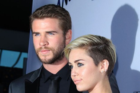 Rộ tin đồn cặp đôi này chia tay khi Miley “unfollow” tài khoản của Liam trên Twiiter